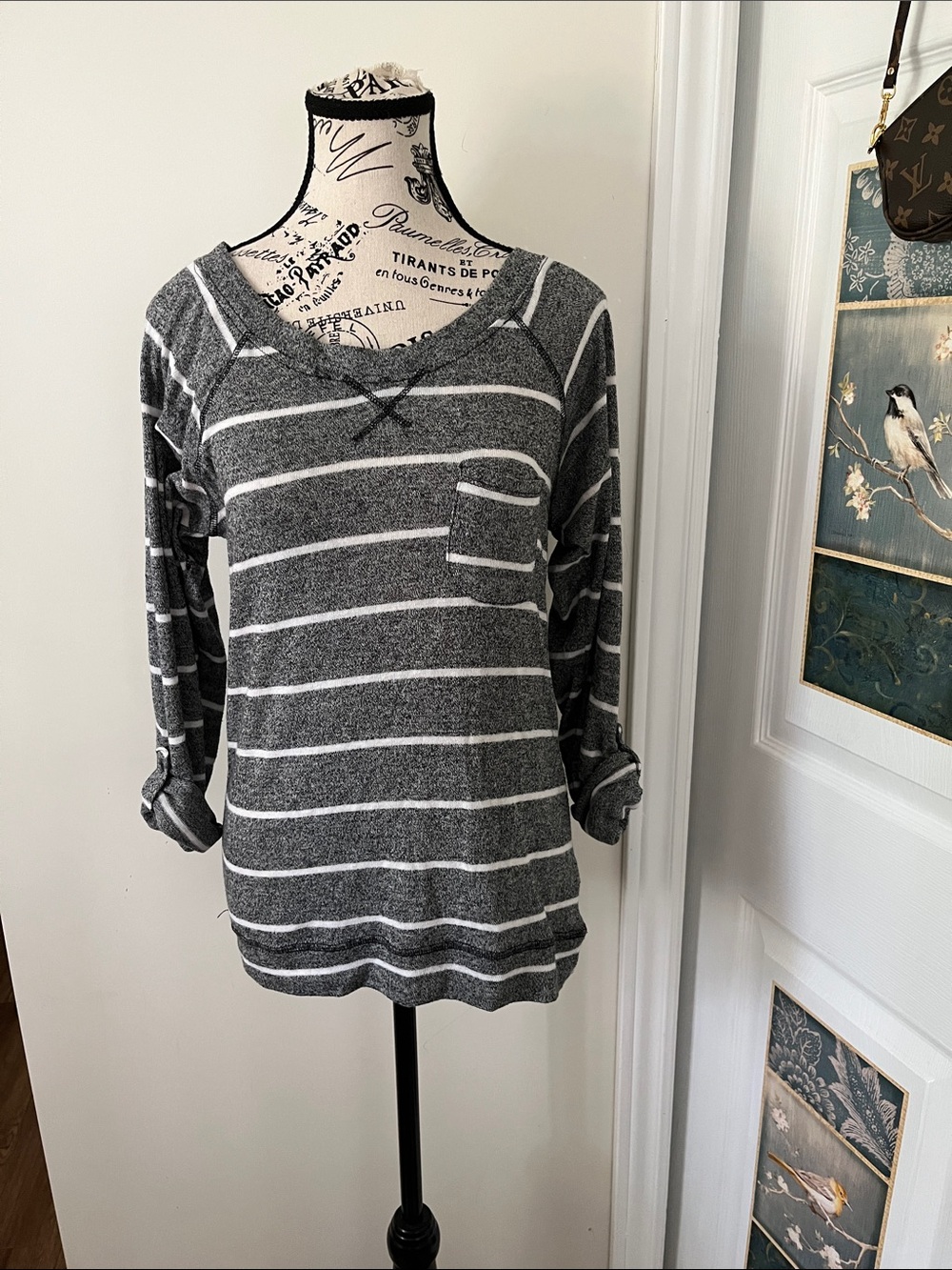 😃Gray Striped V-Neck Pocket Top